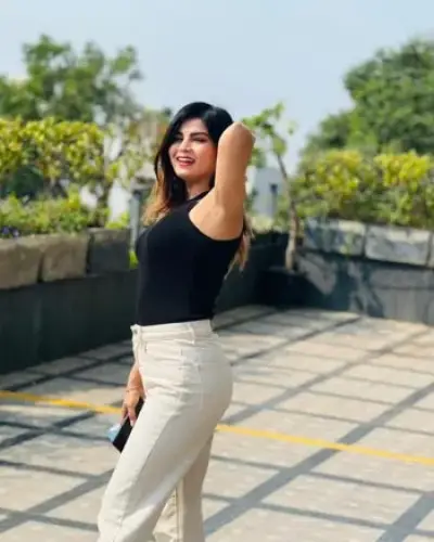 Call Girls Bhavra Cash On Delivery